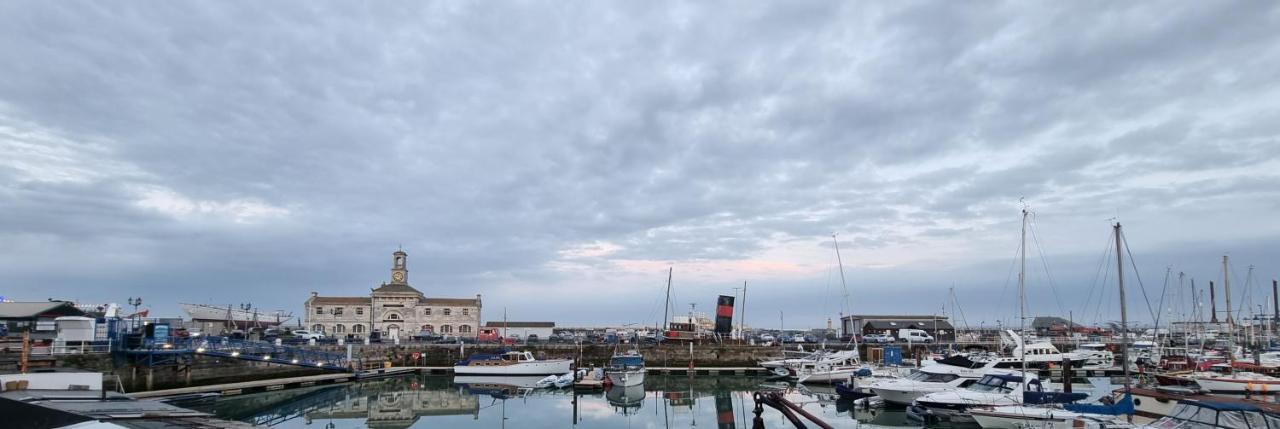 Diamond Harbour - Whole Huge Apartment - Wifi - Beach - Ramsgate Town Zewnętrze zdjęcie