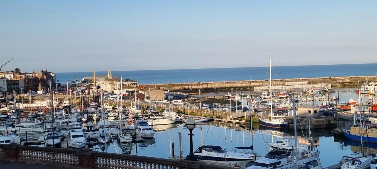 Diamond Harbour - Whole Huge Apartment - Wifi - Beach - Ramsgate Town Zewnętrze zdjęcie